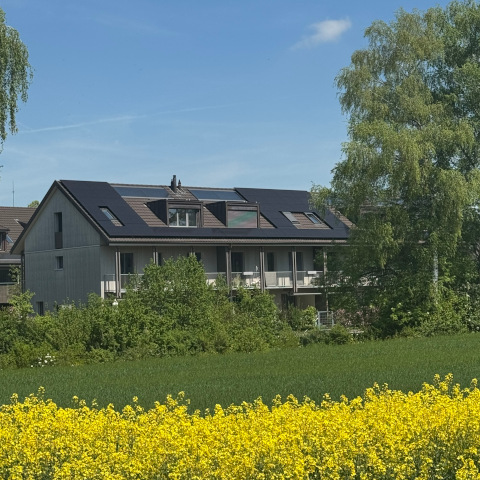 6-7 kWp je Haus Mehrfamilienhaus